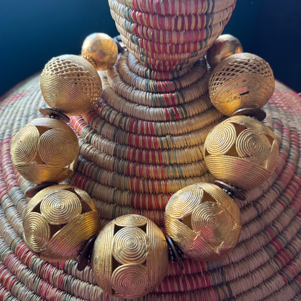 Exquisite Vintage Masha Archer 24K GOLD HUGE Rounds from Cameroon's Baoule Tribe - Picture 8 of 16